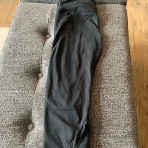 Black legging mesh detail